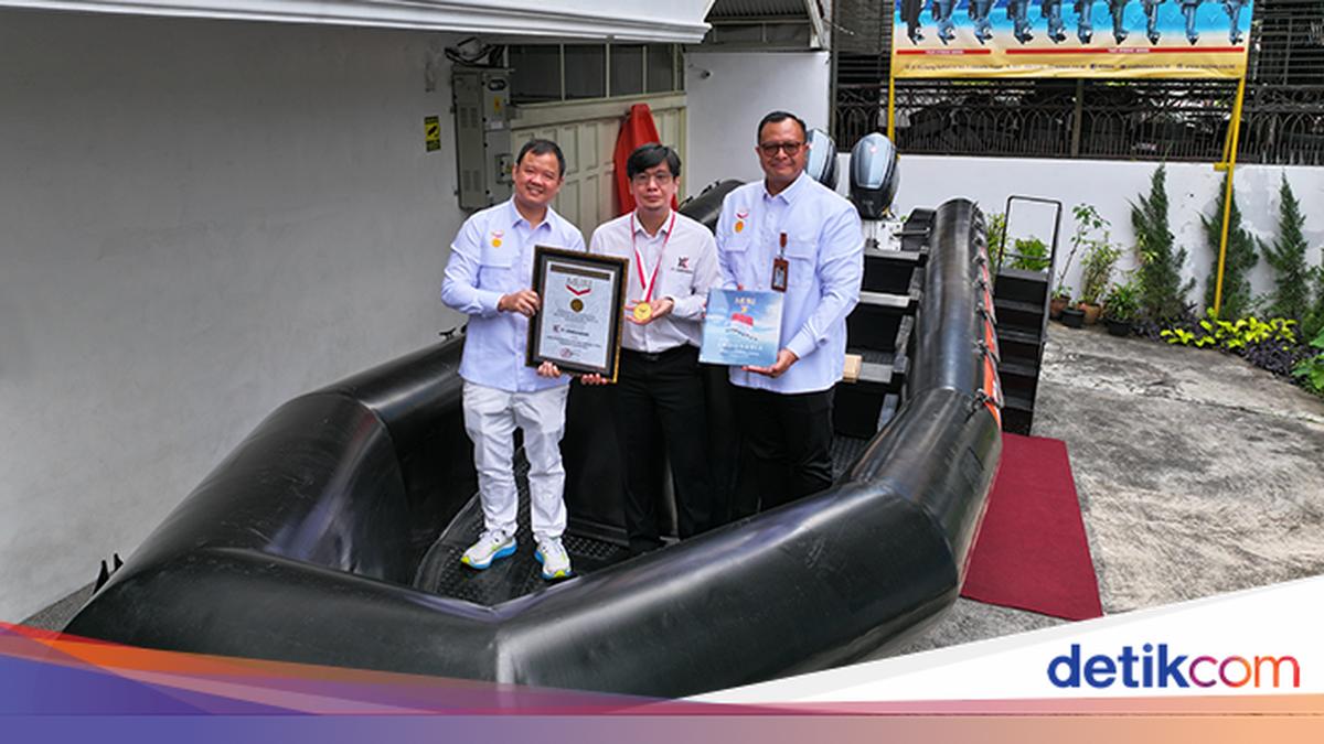 PT Kemenangan Raih Rekor MURI Lewat Keman Boat, Perahu Polietilen Terbesar