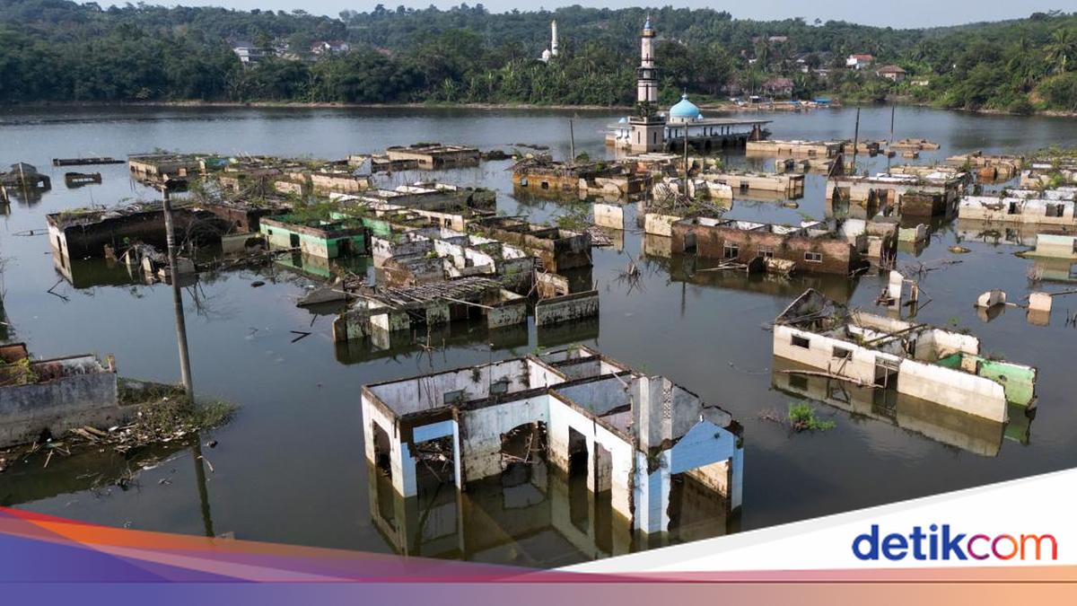 Serba-serbi 'Kampung Hilang' saat Bendungan Karian Mengering