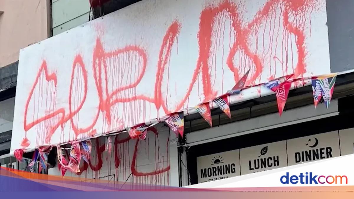 Duh! Gegara Pakai Foto AI untuk Menu, Restoran Ini Kena Vandalisme