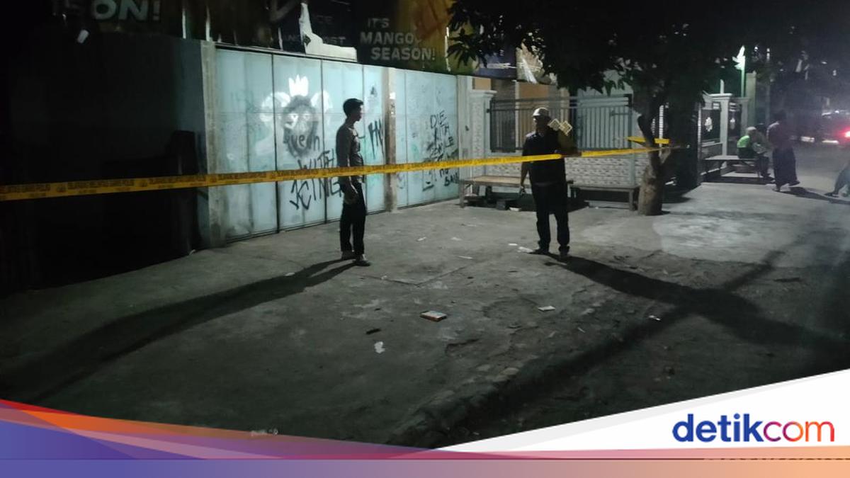 Kakek 60 Tahun Duel Carok dengan 2 Pria di Sampang, Semuanya Terluka