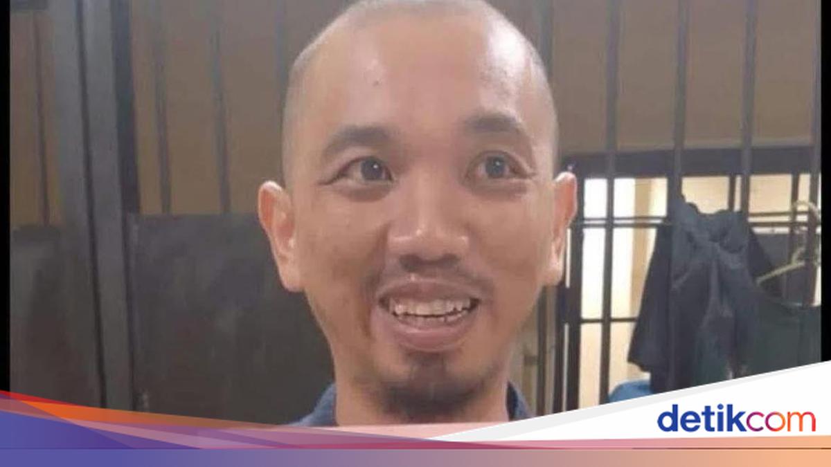 Pelaku KDRT Istri hingga Tewas di Luwu Timur Tersenyum Saat Digiring Polisi