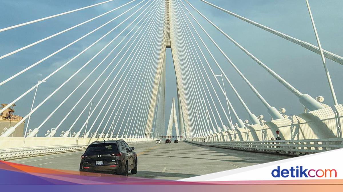 Jembatan Penghubung Kanada-AS Senilai Rp76,6 T Resmi Beroperasi