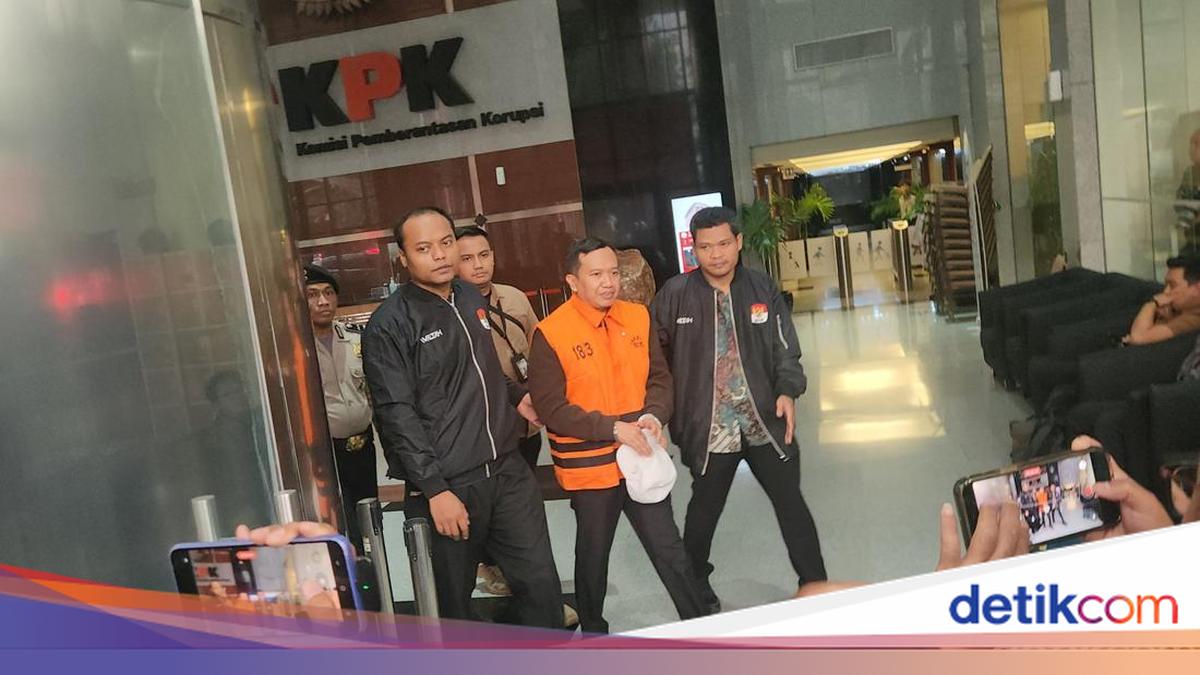 Ditahan KPK, Anggota DPRD Jatim Diduga Dirikan SPBE-Suap Emas ke Anwar Sadad