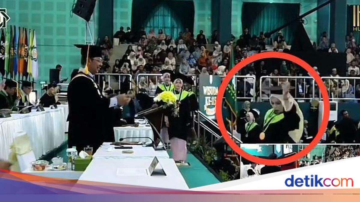 Kata UINSA soal Viral Wisudawati Jatuh dari Panggung Saat Minta Difoto Rektor