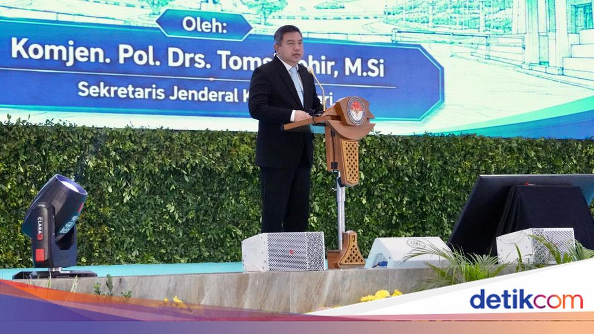 Sekjen Kemendagri Minta Lulusan IPDN Jadi Agen Perubahan di Daerah