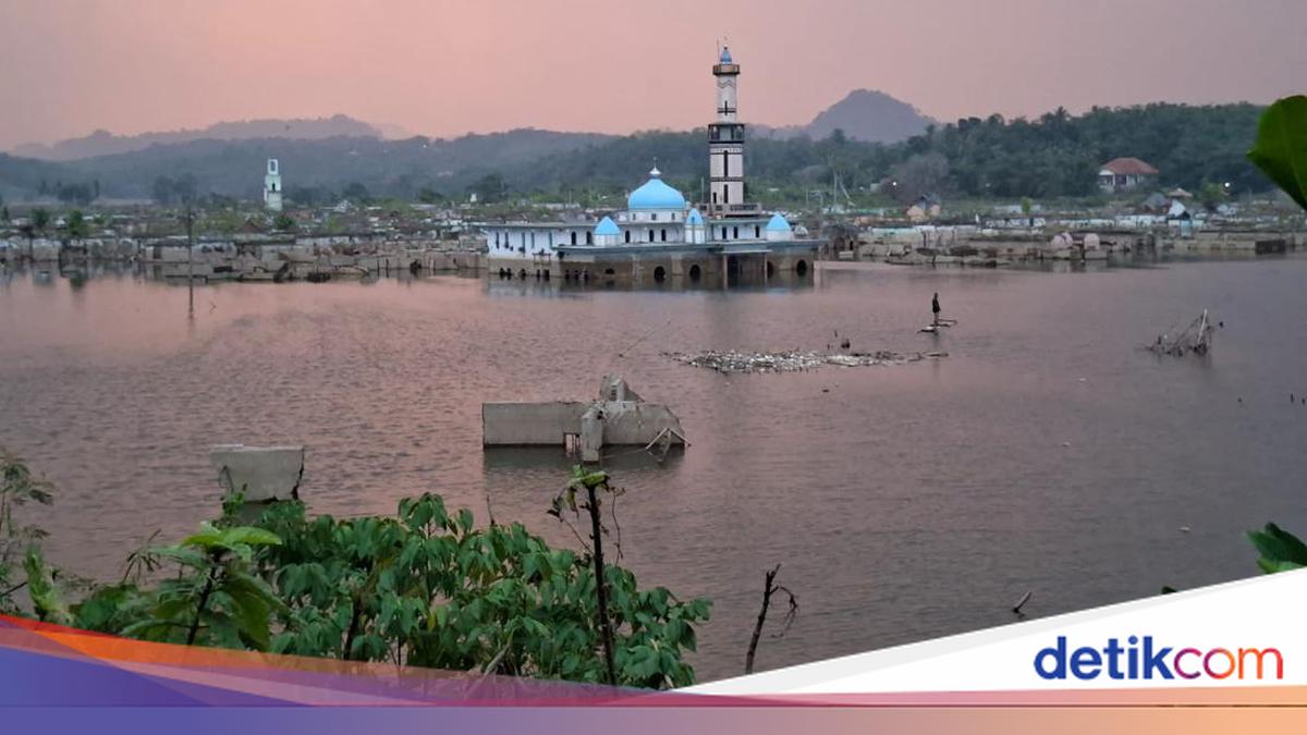 Cerita Warga soal Masjid di 'Kampung Hilang' Bendungan Karian Tetap Utuh
