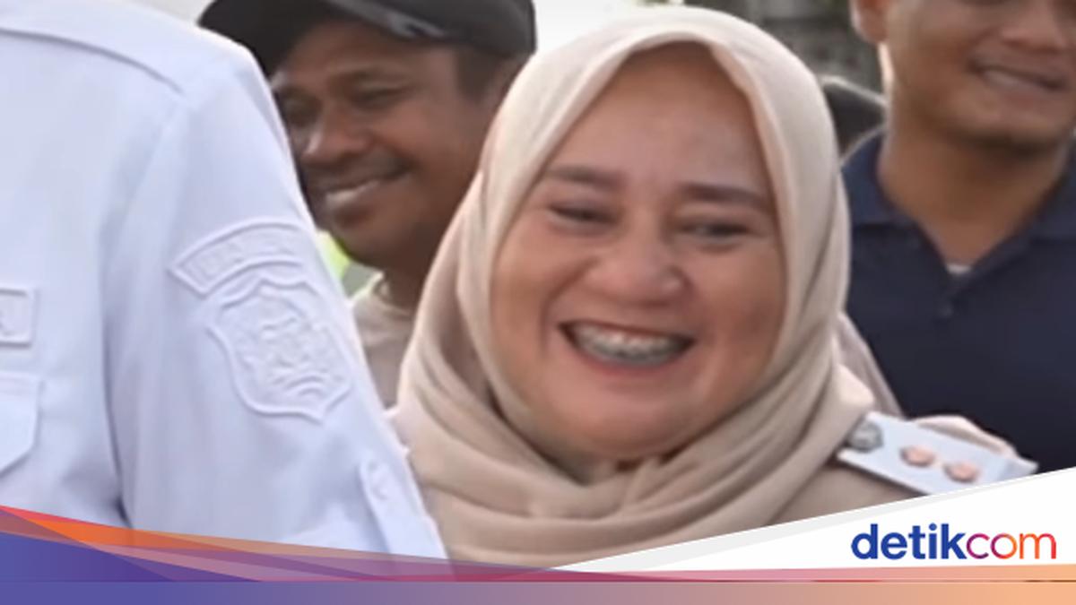 Lurah di Medan yang Timpali Keluhan Warga 'Cie Curhat' Minta Maaf