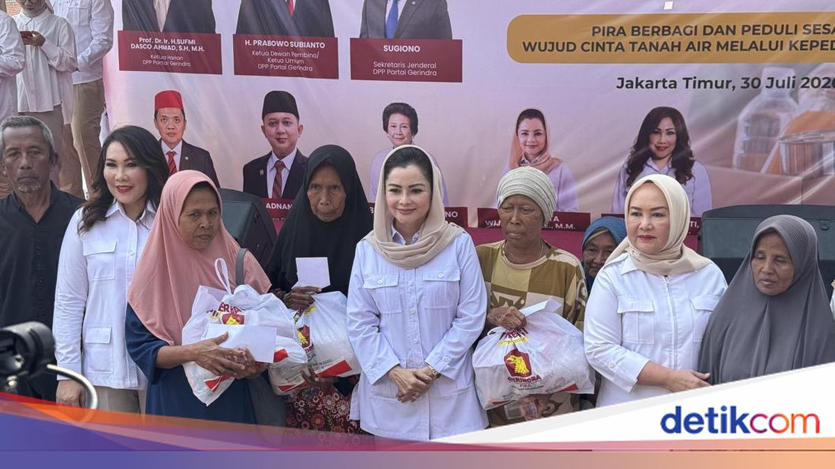 PIRA Gerindra Bagikan Ribuan Sembako ke Warga Jaktim, Ungkap Arahan Prabowo