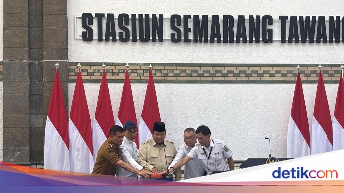 Prabowo Resmikan Pemugaran Cagar Budaya Stasiun Semarang Tawang