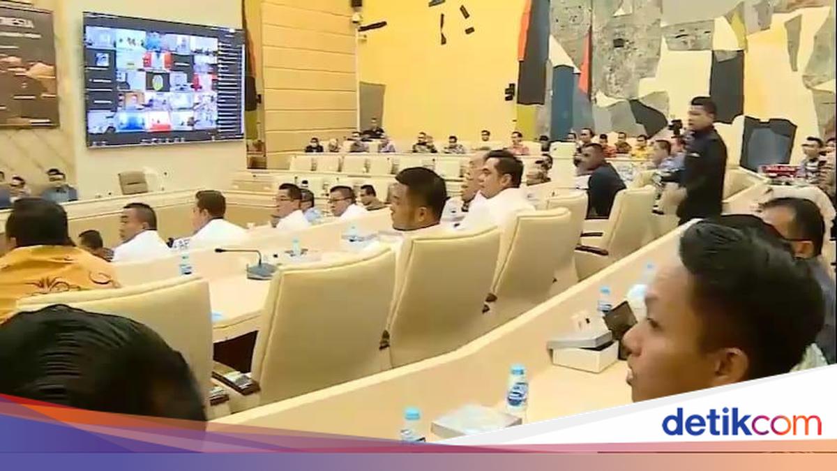 Wartawan Parlemen Protes Ucapan Deddy PDIP soal 'Kayak Sirkus'
