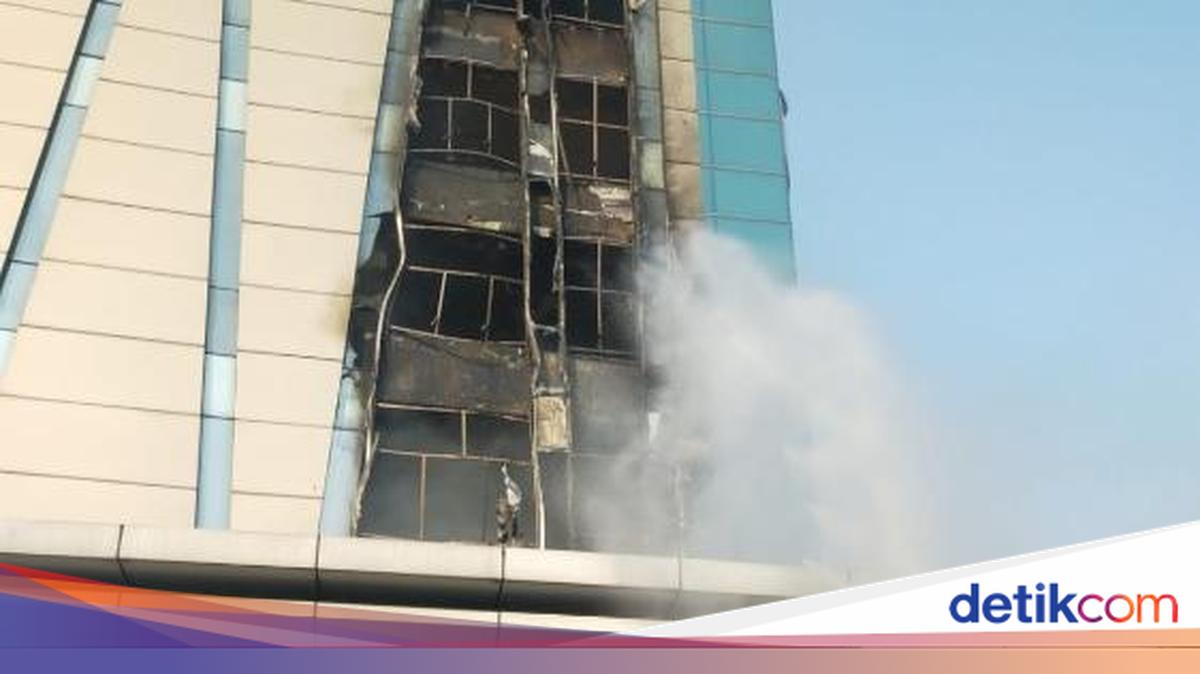 Kebakaran di Hotel Pullman Padam, Diduga Dipicu Korsleting