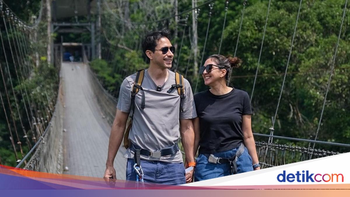 Foto Keseruan Darius Sinathrya dan Keluarga Liburan di Sukabumi