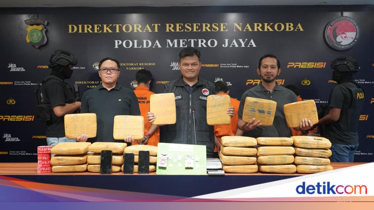 Polisi Tangkap 3 Pengedar Narkoba di Jaktim, 27,96 Kg Ganja Disita