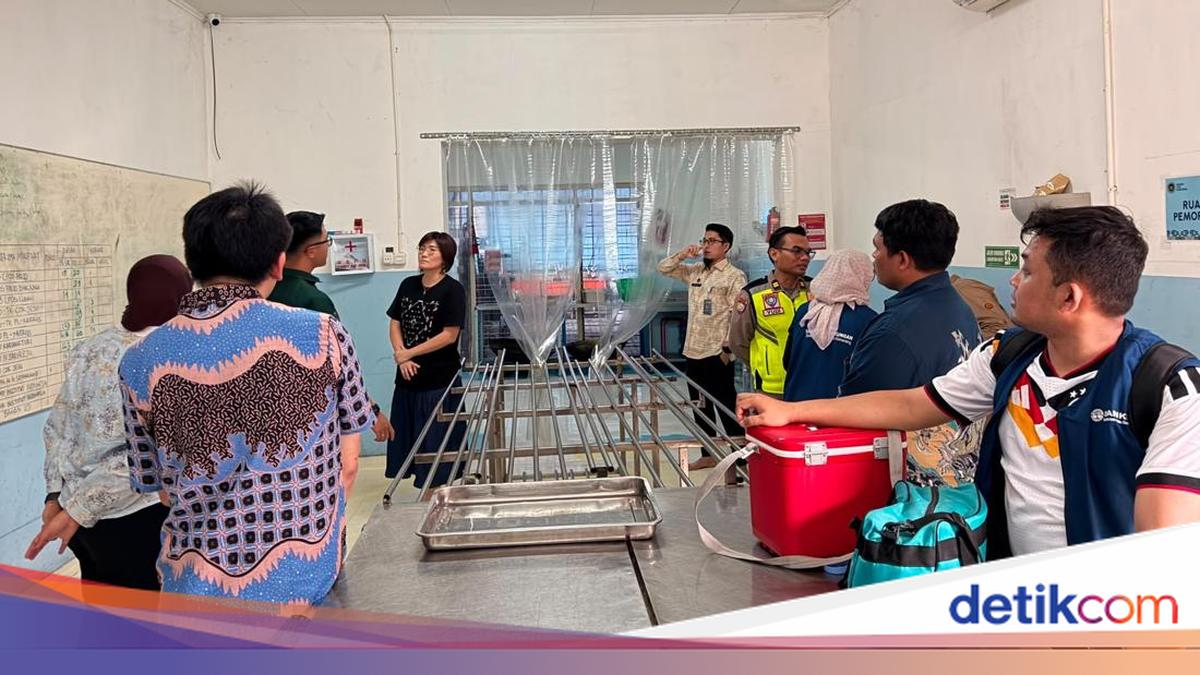 SPPG Disetop Usai 693 Murid-14 Guru SMKN 6 Semarang Diduga Keracunan MBG