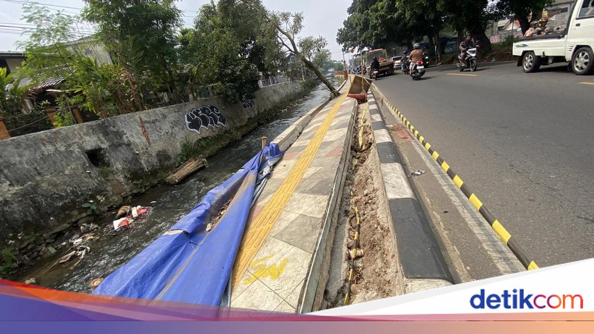 Trotoar di Sawangan Depok Ambles Baru Setahun, Pemkot Segera Perbaiki
