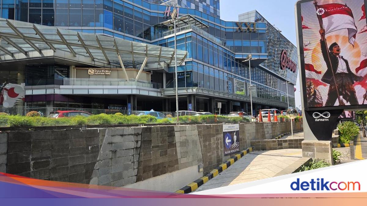 Disorot Pramono, Pagar di Mal Kota Kasablanka Kini Dibongkar