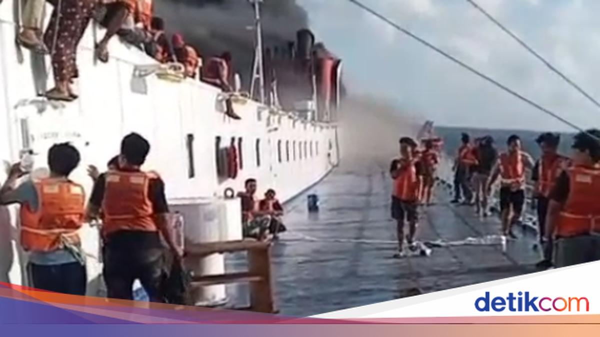 KM Mutiara Sentosa Terbakar di Perairan Sumenep