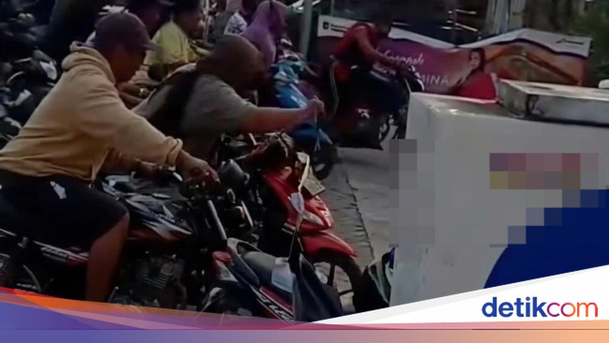 Motosport Subsidi Dibabat Habis di SPBU Pangkalan Bun, Warga Berebut Bak Pembalap Liar!