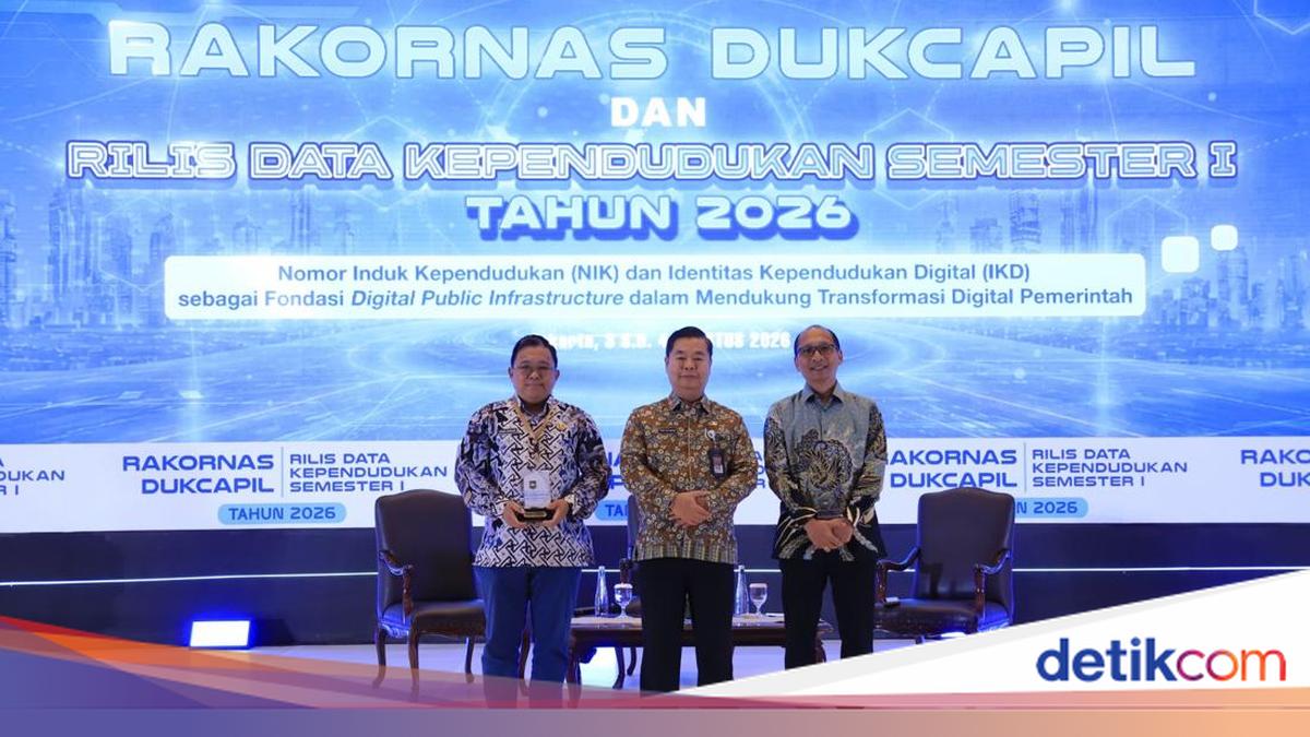 Bapenda Jabar Populerkan Inovasi KiosK Samsat di Rakornas Dukcapil