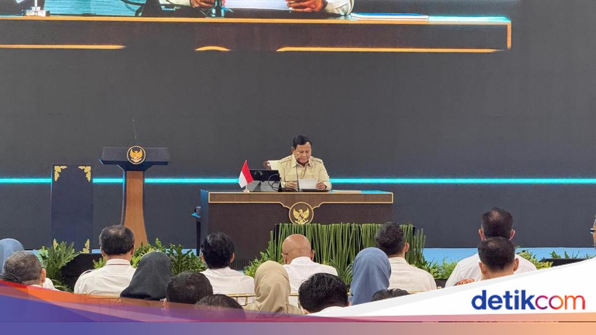 Prabowo Sedih: Cape Verde ke Piala Dunia, Padahal Penduduk Sumedang Lebih Banyak
