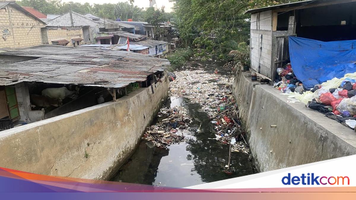 4 Jam Pencarian, Potongan Kaki Korban Mutilasi di Depok Belum Ditemukan