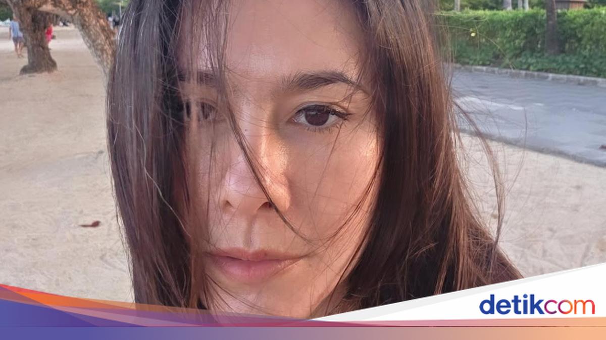 Wulan Guritno Showcases Glowing Dewy Skin Compared to Her Natural Look