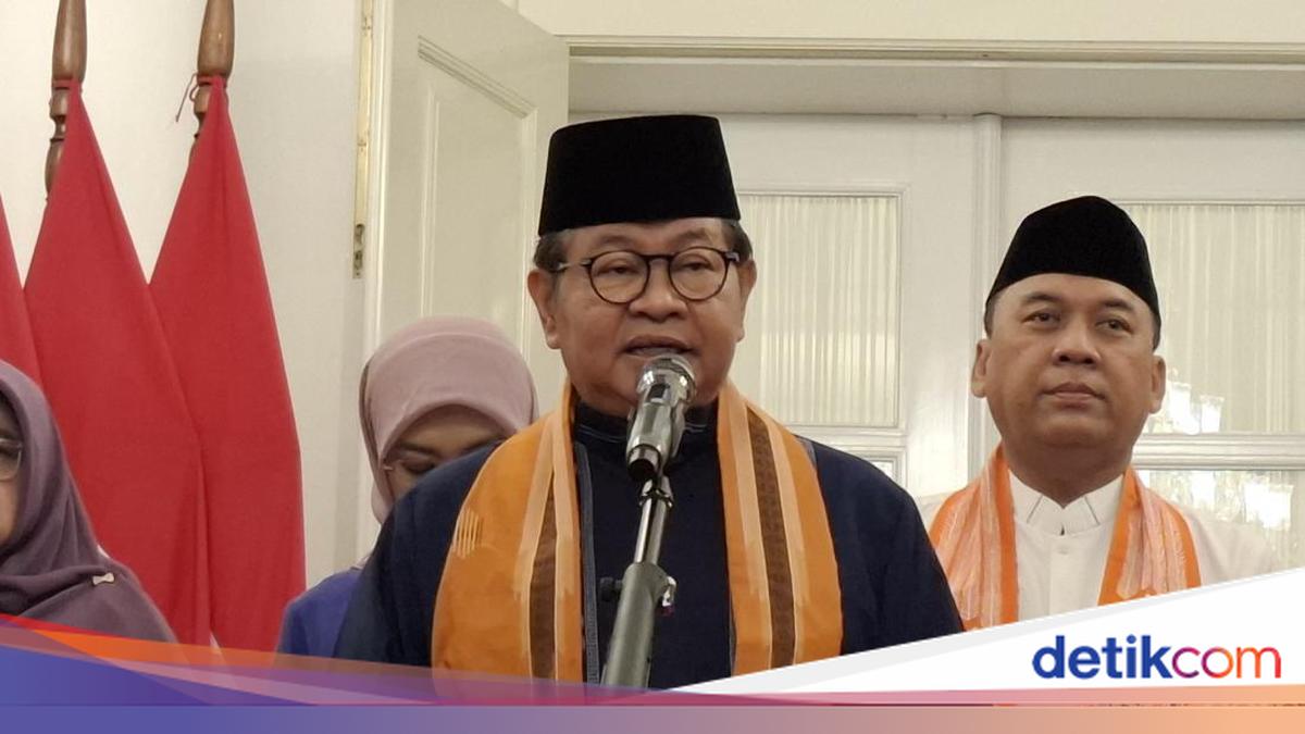Pramono Perintahkan DLH Bersihkan Gunungan Sampah Dekat SD Kedaung Kali Angke