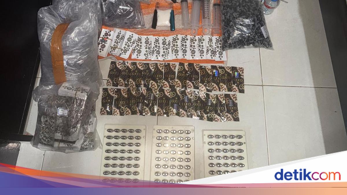 Bareskrim Bongkar 'Pabrik' Vape Etomidate di Kamar Kos Kemang
