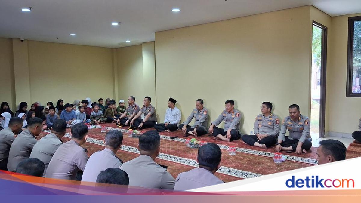 Sespimma Polri 76 Salurkan Bantuan-Ajak Warga Bandung Jaga Kamtibmas