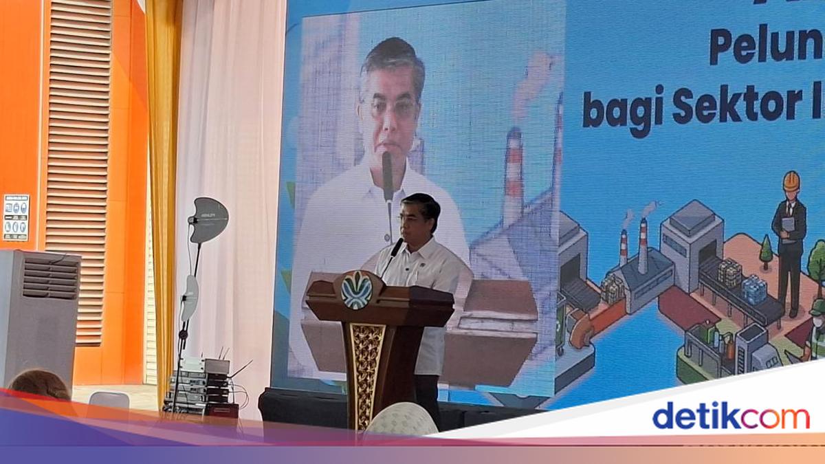 Menaker: Pekerja Pemilah Sampah Dapat Diskon Iuran JKK-JKM Jadi Rp 8.400/Bulan