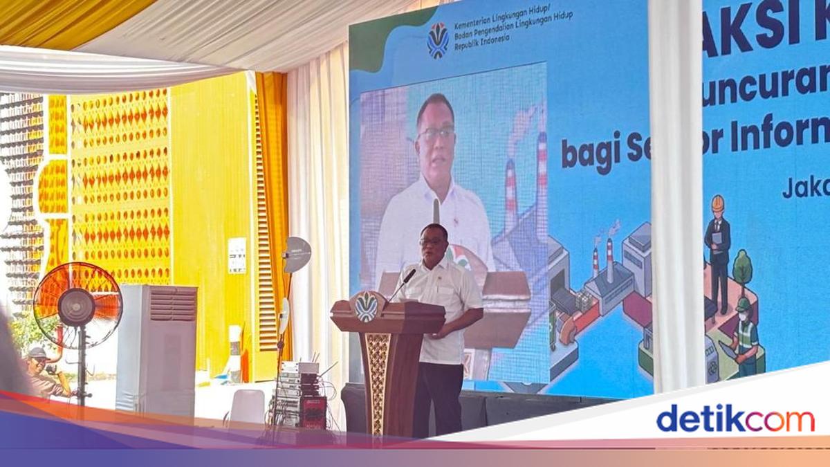 Menteri LH Usul Pemulung Diganti Jadi Pekerja Pemilah Sampah