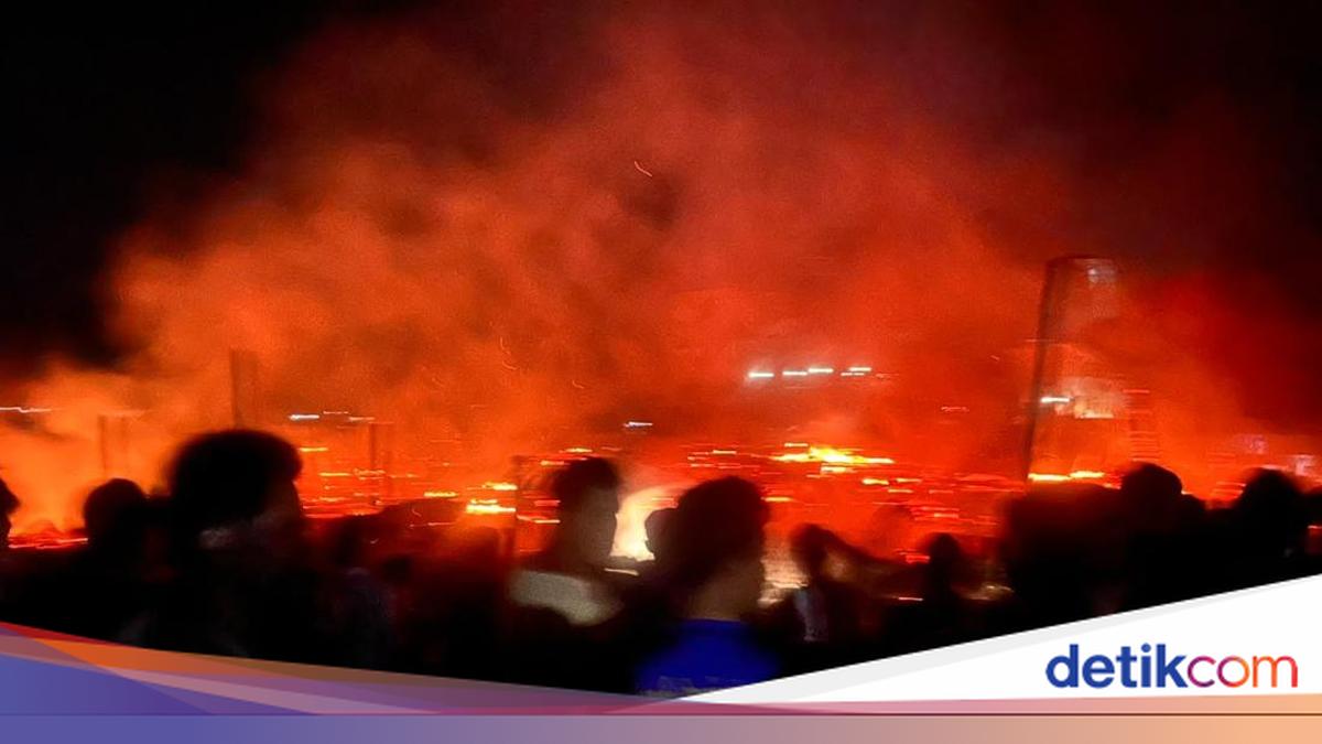 Asrama Ponpes di Kampar Terbakar Hebat Semalam, Api Padam Usai 4 Jam