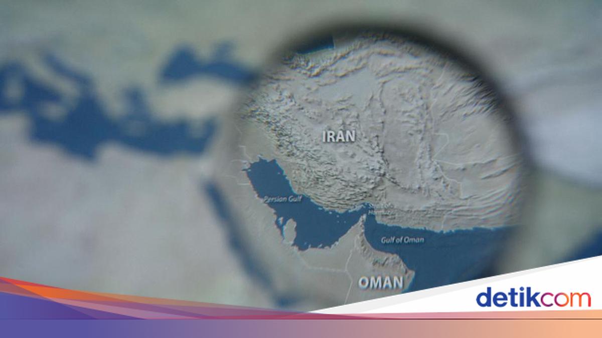 Negosiasi Selat Hormuz Terhambat: Tuntutan Kompensasi Trump Jadi Penghalang