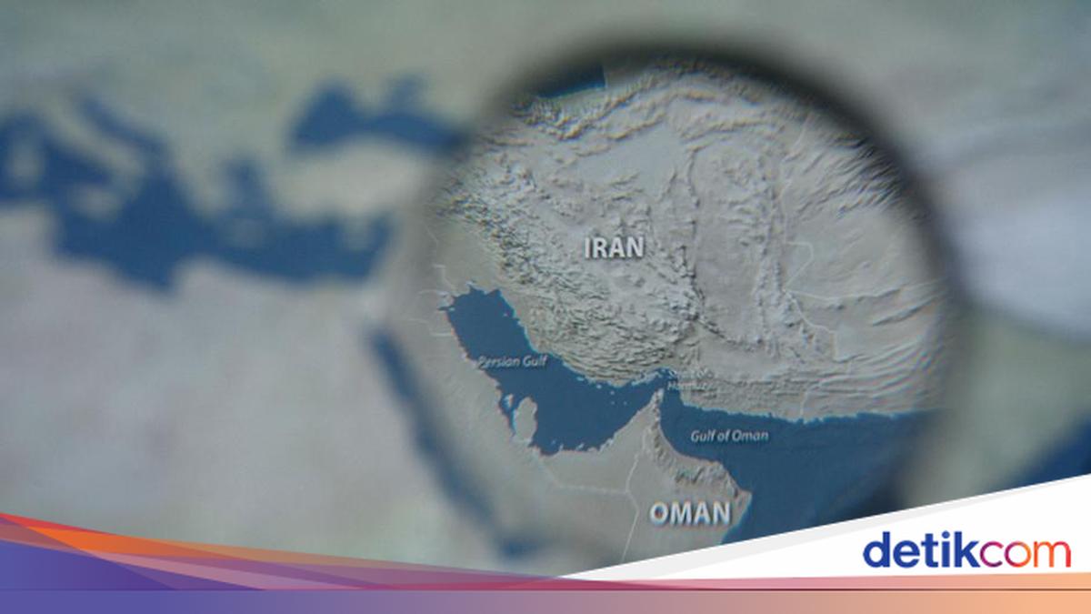Photo: news.detik.com Two State-Owned Oil Tankers Attacked in Strait of Hormuz