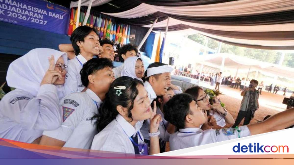 KDM Usulkan Ubah Batas Maksimum Gaji Orang Tua Mahasiswa Penerima KIP