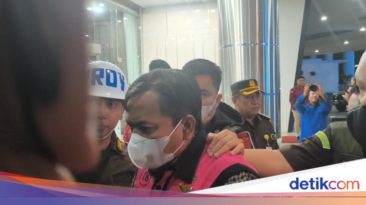 Kejagung: 2 Tersangka Pegawai Pajak Diminta PT TPL Manipulasi Ekspor Pulp