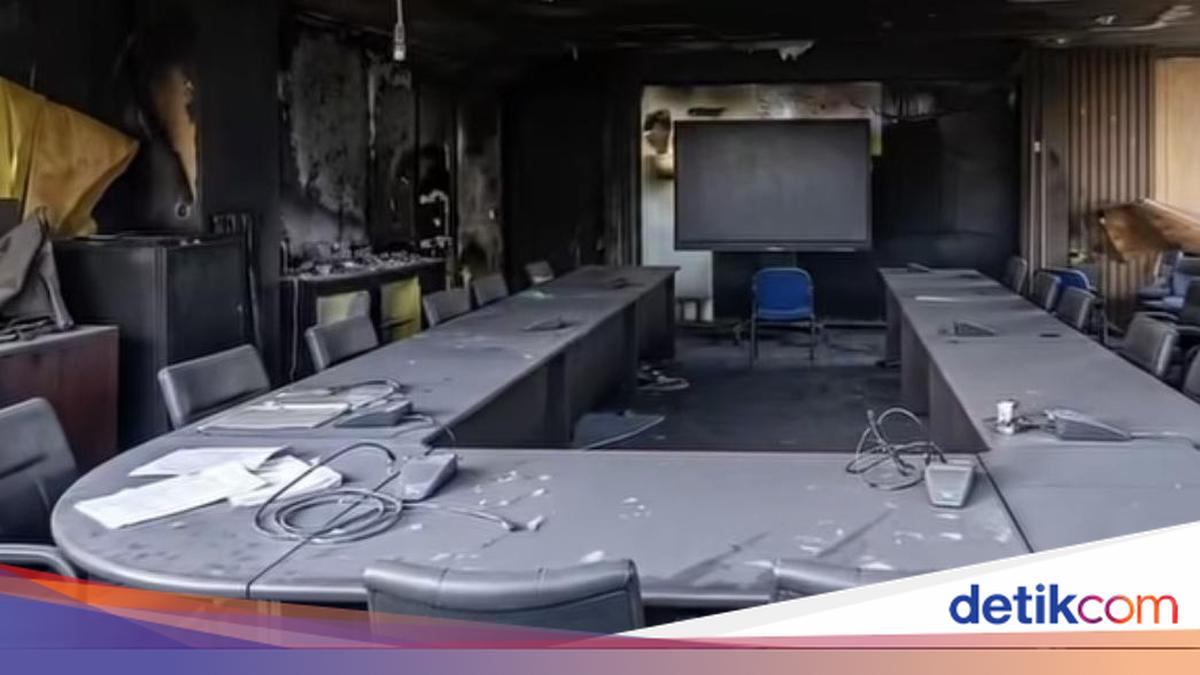 Sakit Hati Foto Jadi Bahan Ejekan, Pria Kukar Bakar Kantor Diskominfo