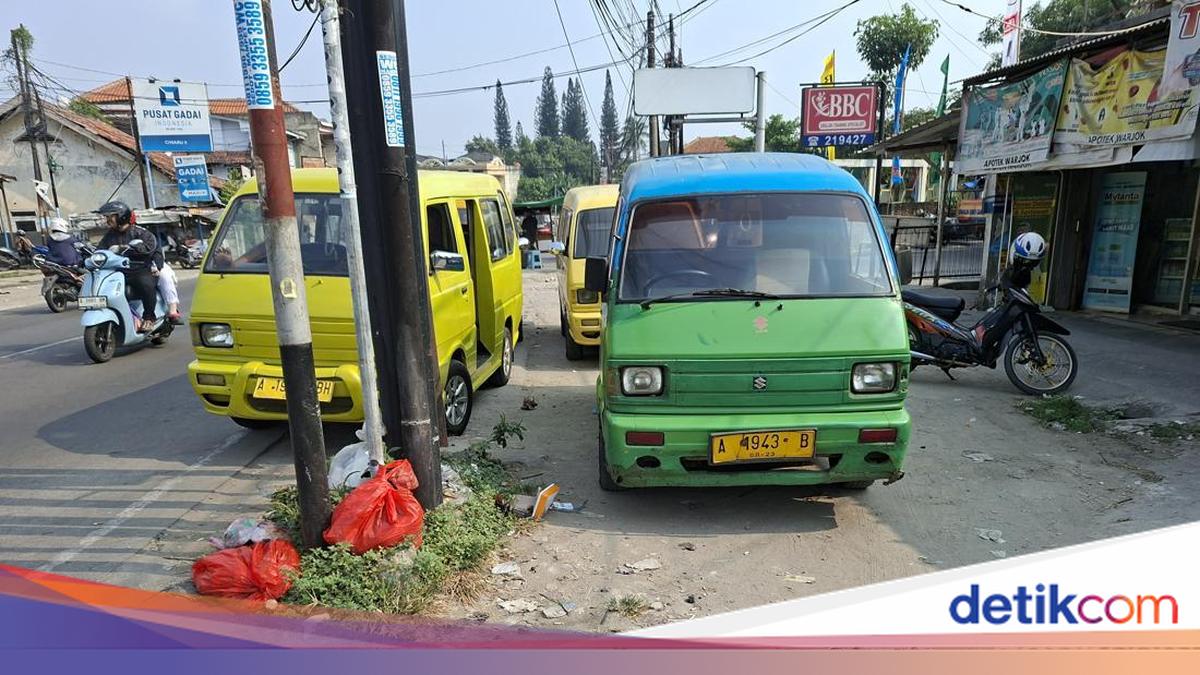 Curhat Sopir Angkot di Serang Sepi Penumpang: Nggak Ada Uang Bayar Pajak