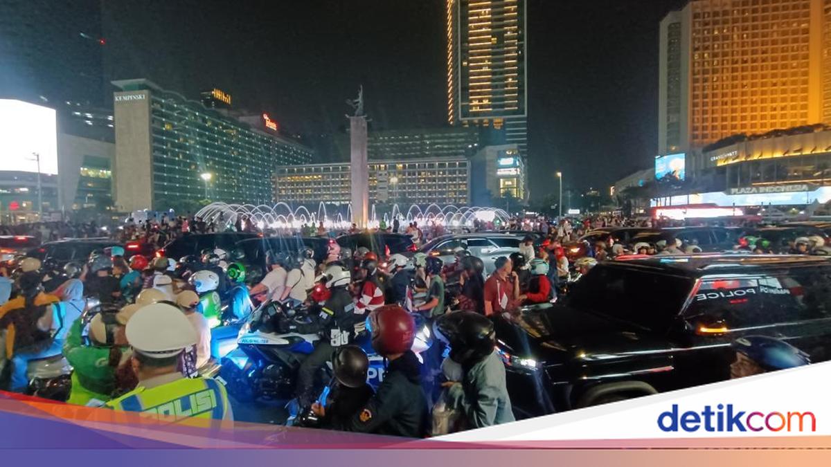 Karnaval Malam Merdeka Selesai, Lalin di Bundaran HI Kembali Dibuka