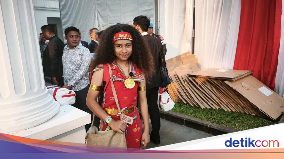 Melihat Isi Suvenir Tamu Upacara HUT ke-81 RI di Istana
