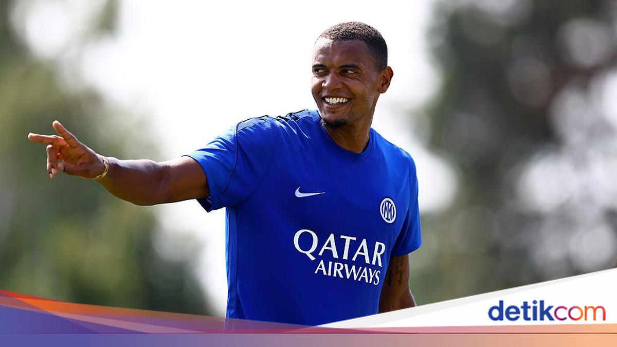 Akanji: Tanpa Kartu Merah Itu, Swiss Juara Dunia โ photo: detikSport
