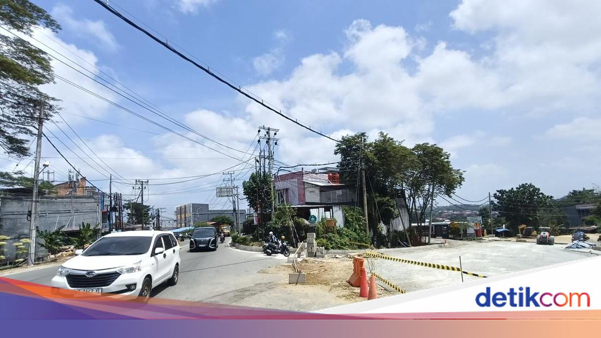 Progres Penanganan Jalan Longsor Akibat Pipa PDAM Bocor di Balikpapan Makin Cepat