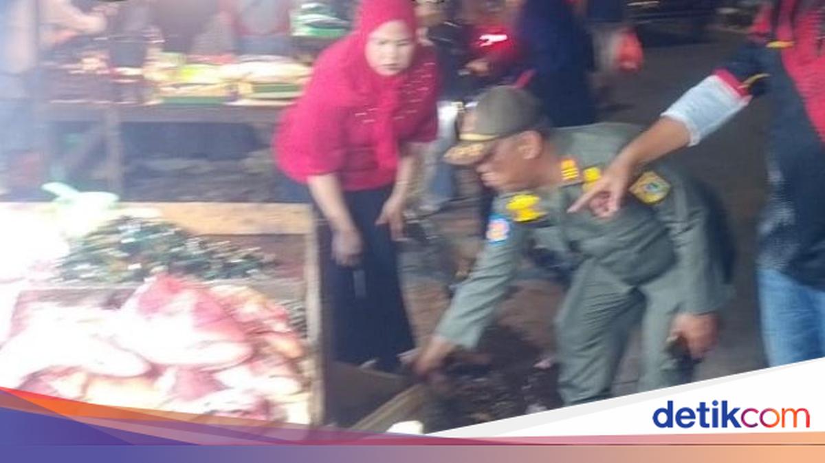 Petaka Jalan Licin di Kramat Jati hingga Jatuh Korban Jiwa