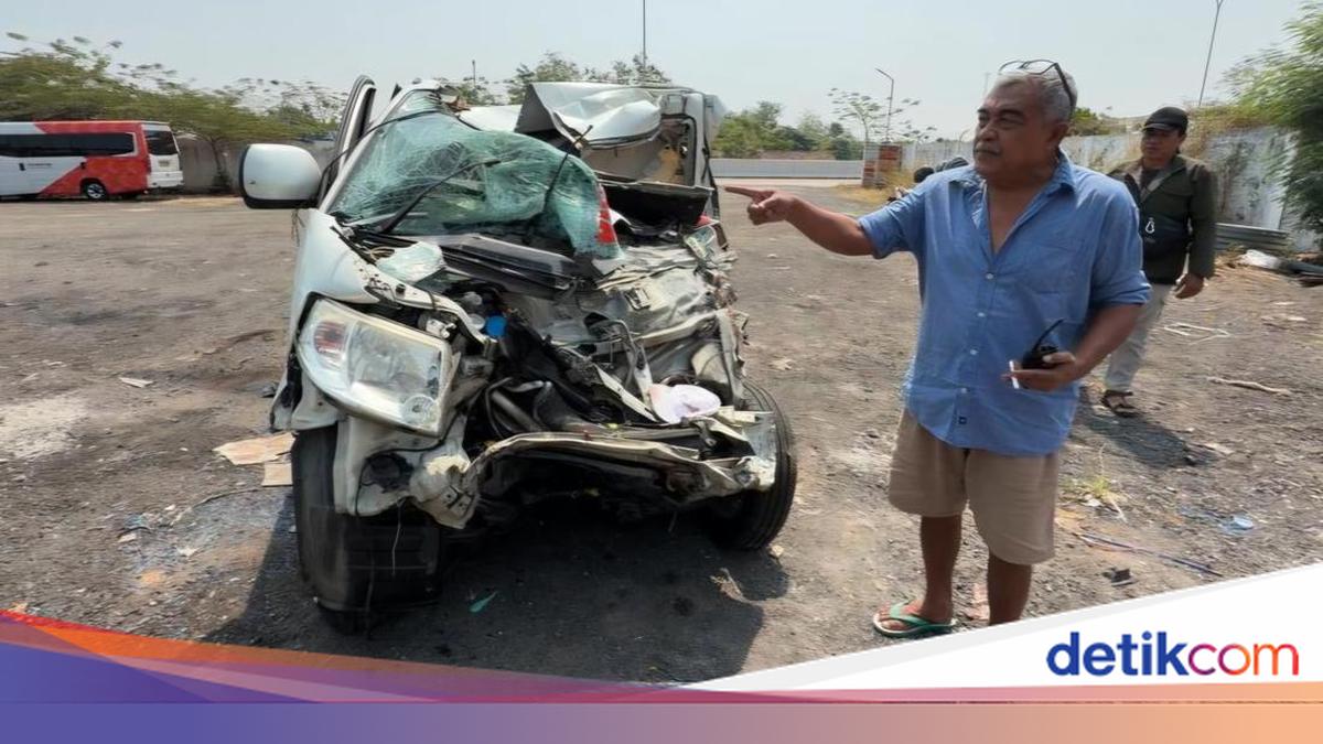 Detik-detik Kecelakaan Maut Ambulans Pasutri Bawa Jenazah Anak di Tol Batang