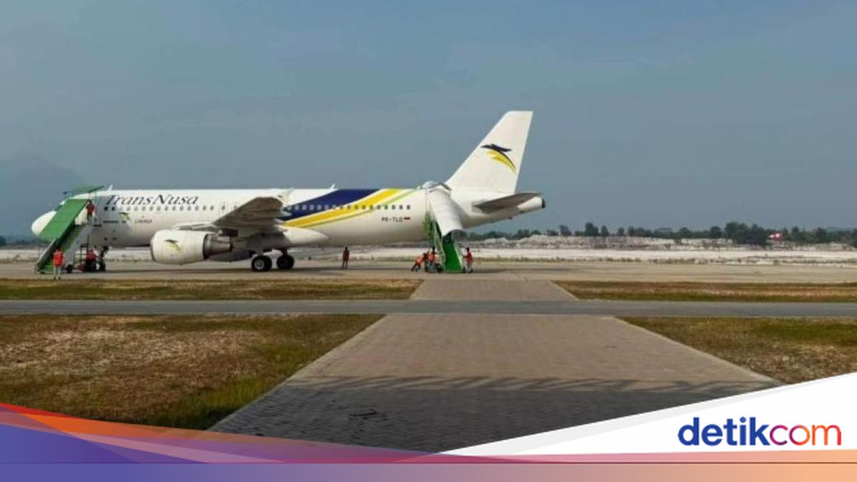 Seluruh Penerbangan di Bandara Singkawang Dibatalkan Imbas Asap Karhutla