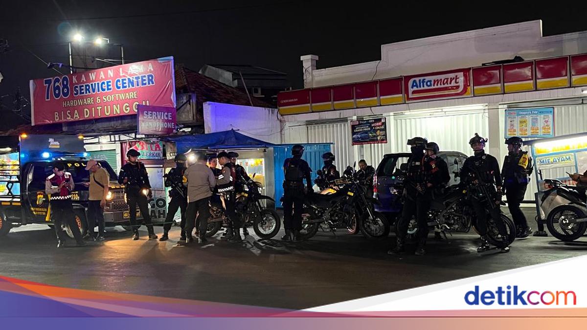 Polisi Amankan 5 Pelajar Hendak Tawuran di Tangsel, Golok dan Celurit Disita
