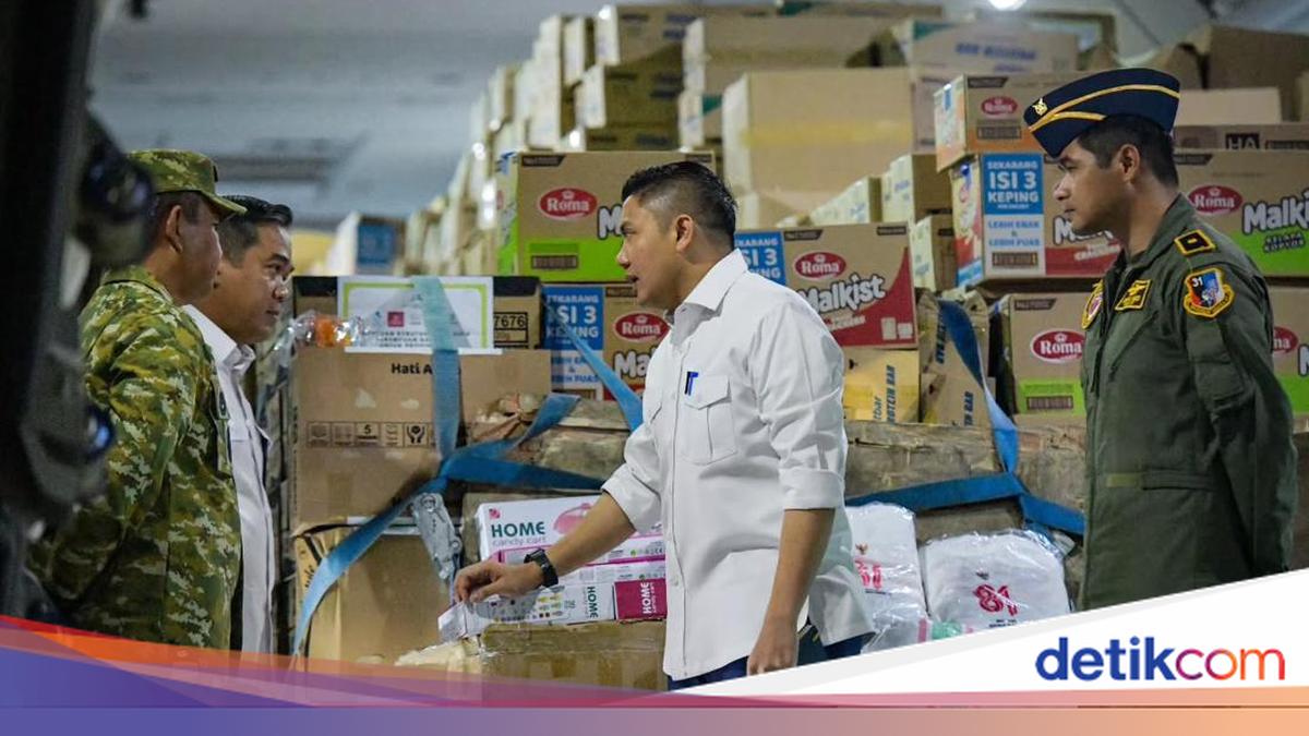 Seskab: Senin Pagi 31 Ton Logistik Dikirim ke NTT-500 Pompa Air ke Kalimantan
