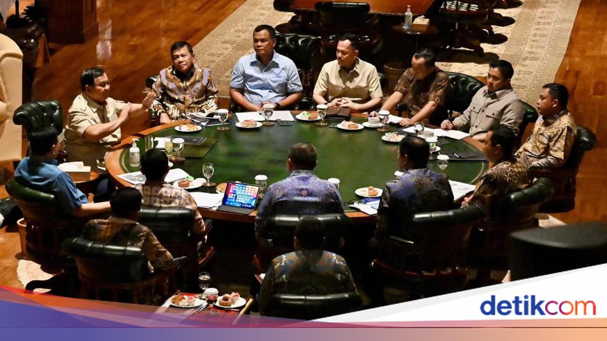 Prabowo Panggil Menhan hingga Panglima TNI ke Hambalang, Ini yang Dibahas