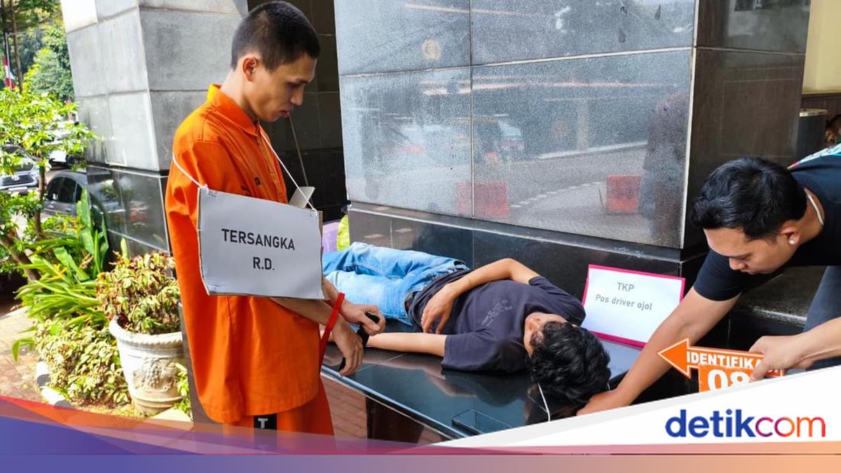 23 Adegan Reka Ulang Ungkap Kejinya Rahmat Dimas Bunuh Ojol Tidur di Tangerang