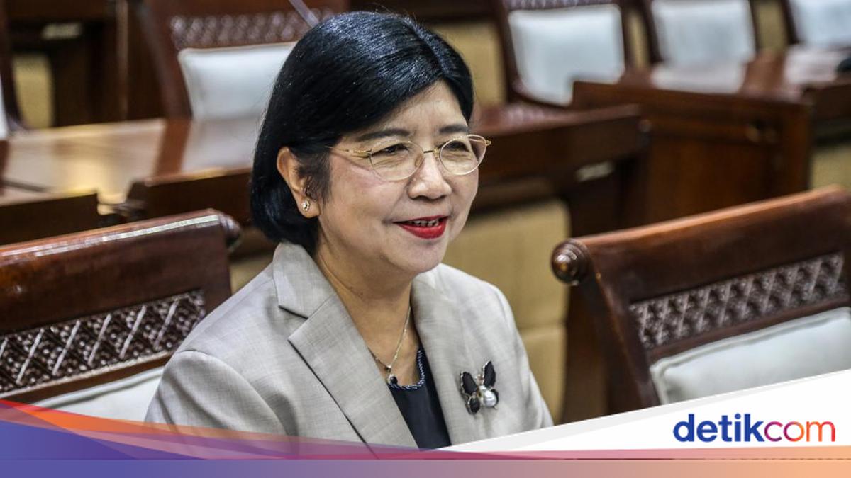 Destry Sebut Nilai Tukar Rupiah Lawan Dolar AS Harusnya Tak Serendah Sekarang